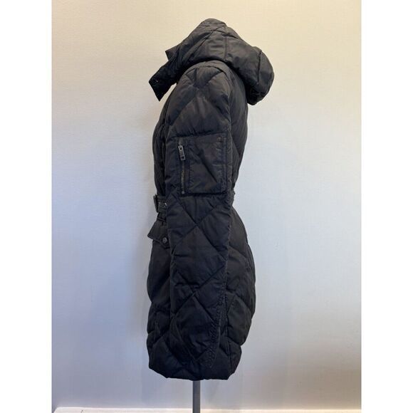 Burberry Quilted Goose Down Belted Puffer in Black Size S - Picture 2 of 12